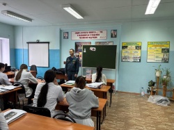 35 лет МЧС России и День спасателя: новые горизонты профессии пожарного и спасателя